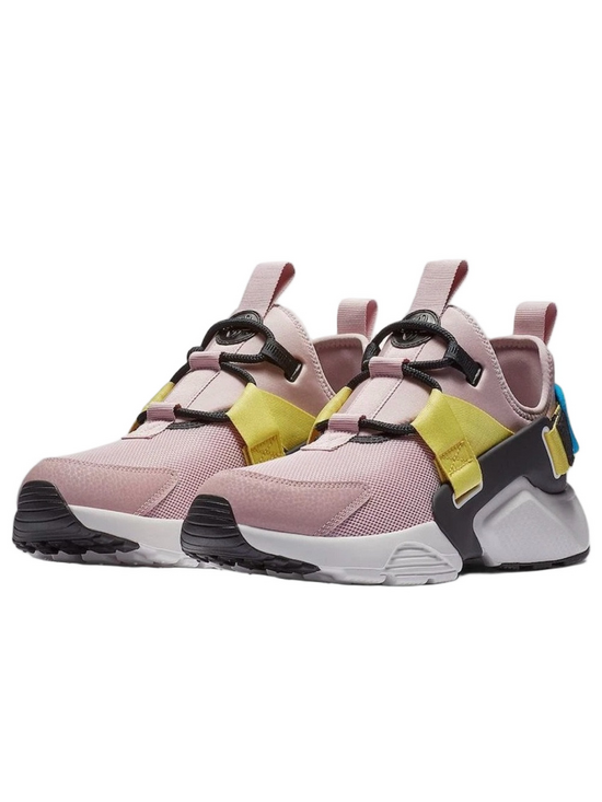 Nike Shoes - Nike Air Huarache city low plum chalk size 10 GUC